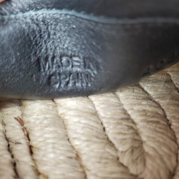 Gucci Floral Canvas Slip On Espadrille Flats - Picture 8 of 8